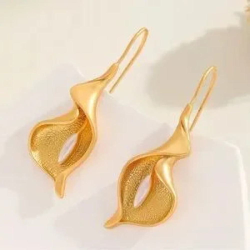 Blooming Flower Hook Earrings Dangle